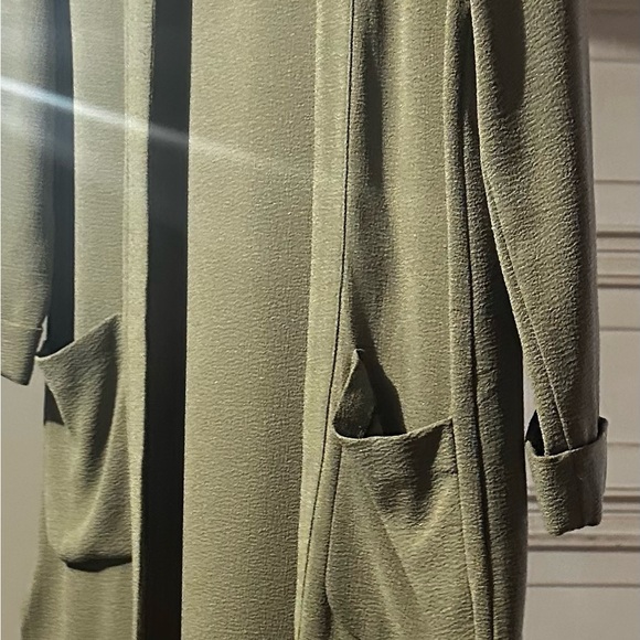 Divided Olive Green Size 6 Topper - Picture 2 of 10